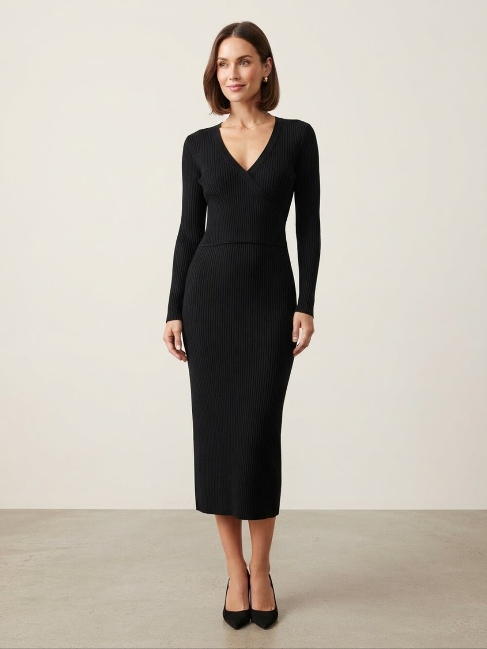 Astr Black Ribbed V-Neck Long Sleeve Midi Dress